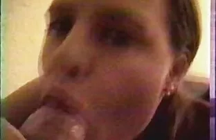 XXX 十代のにきび売春婦赤毛の頭は穴を吸う 女性 向け 無料 sex 動画
