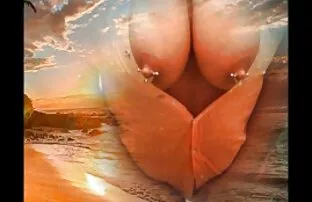 XXX 巨乳熟女ジュリアアンジャック彼をアップ！ エロ 動画 女性 専用 無料