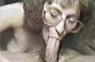 XXX セクシーな幅は彼女のお尻にねじ込まれ、顔を持って 大人 向け エロ 動画